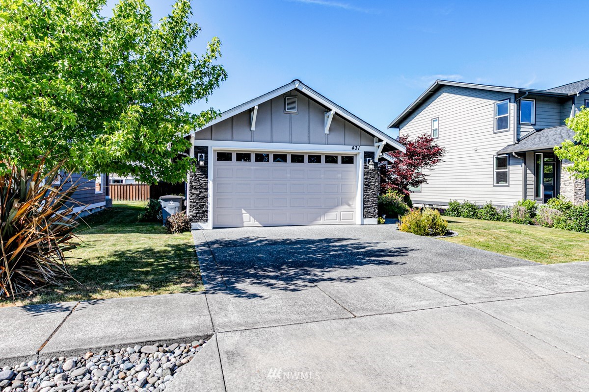 431 Lofgrin Road Sequim, WA 98382 - Photo 34 of 35 a view of a house with a yard