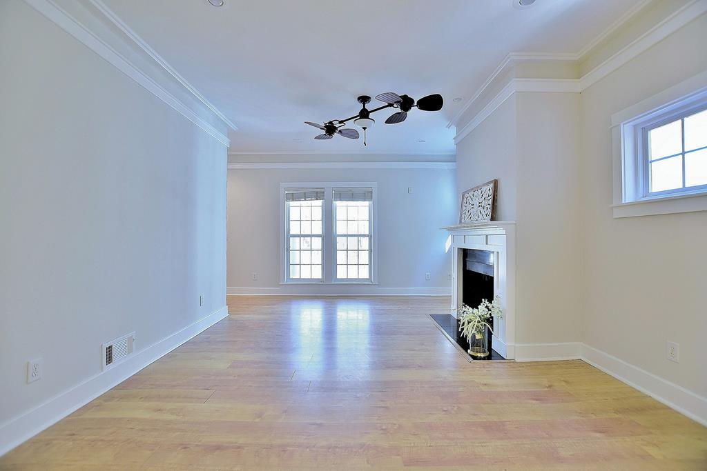 1730 Hadley Road Pine Mountain, GA 31822 - Photo 16 of 43 Focal Point Crown Moulding