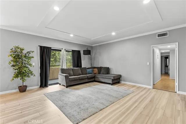 $659,000 | 17500 Sherman Way, Unit 102, Van Nuys, CA 91406