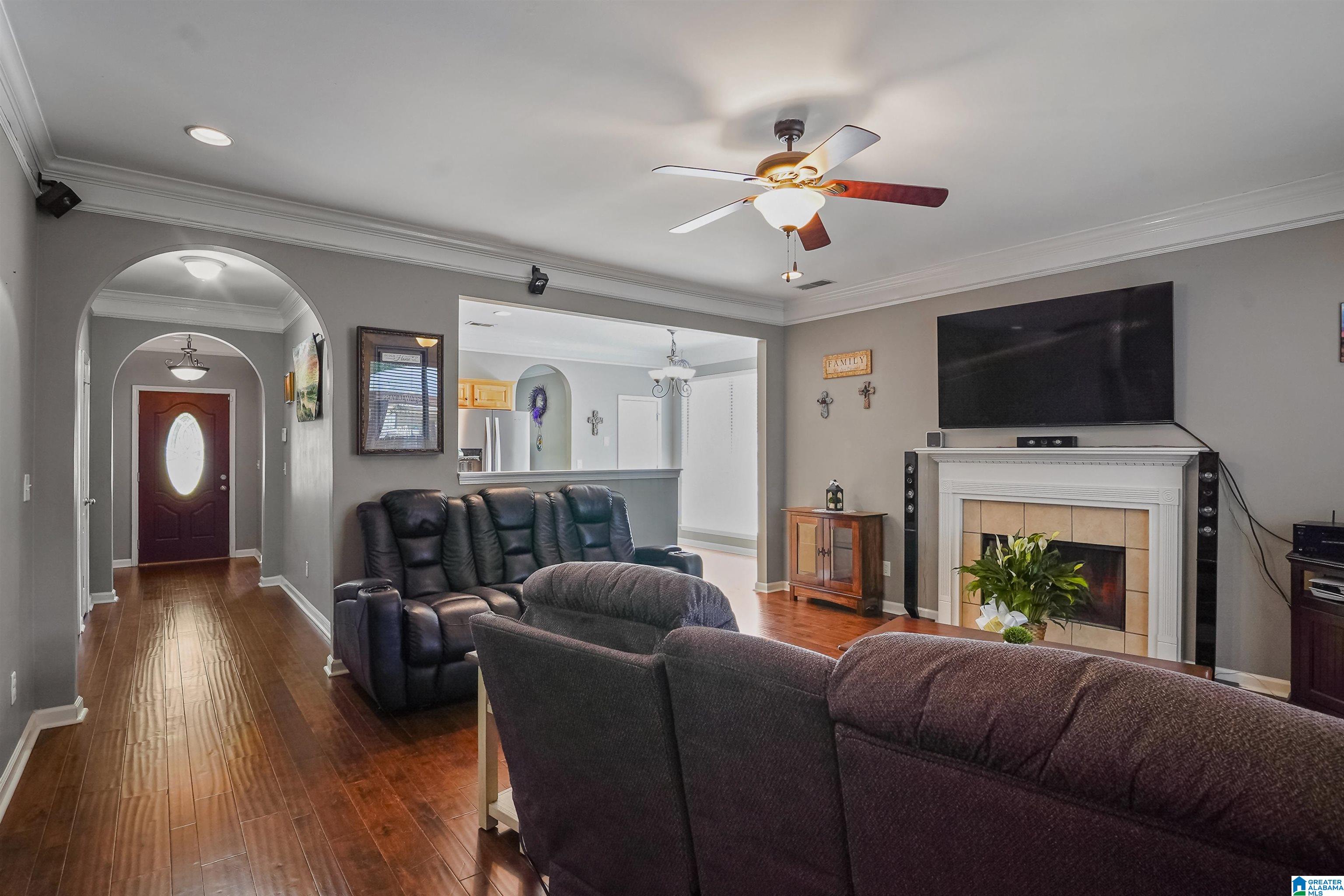 657 Barkley Circle Alabaster, AL 35007 - Photo 7 of 34
