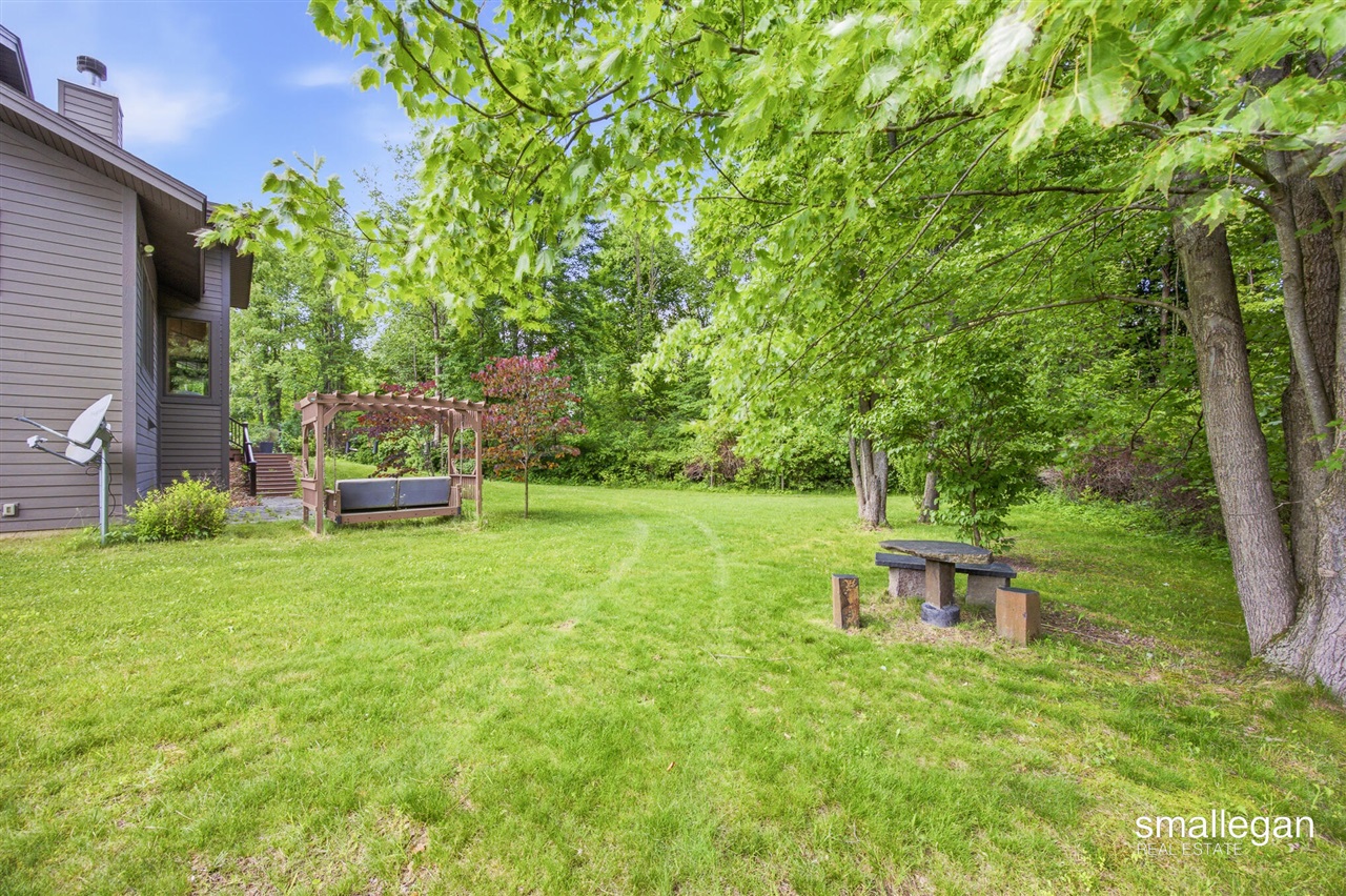10156 Love Road Bellevue, MI 49021 - Photo 46 of 98