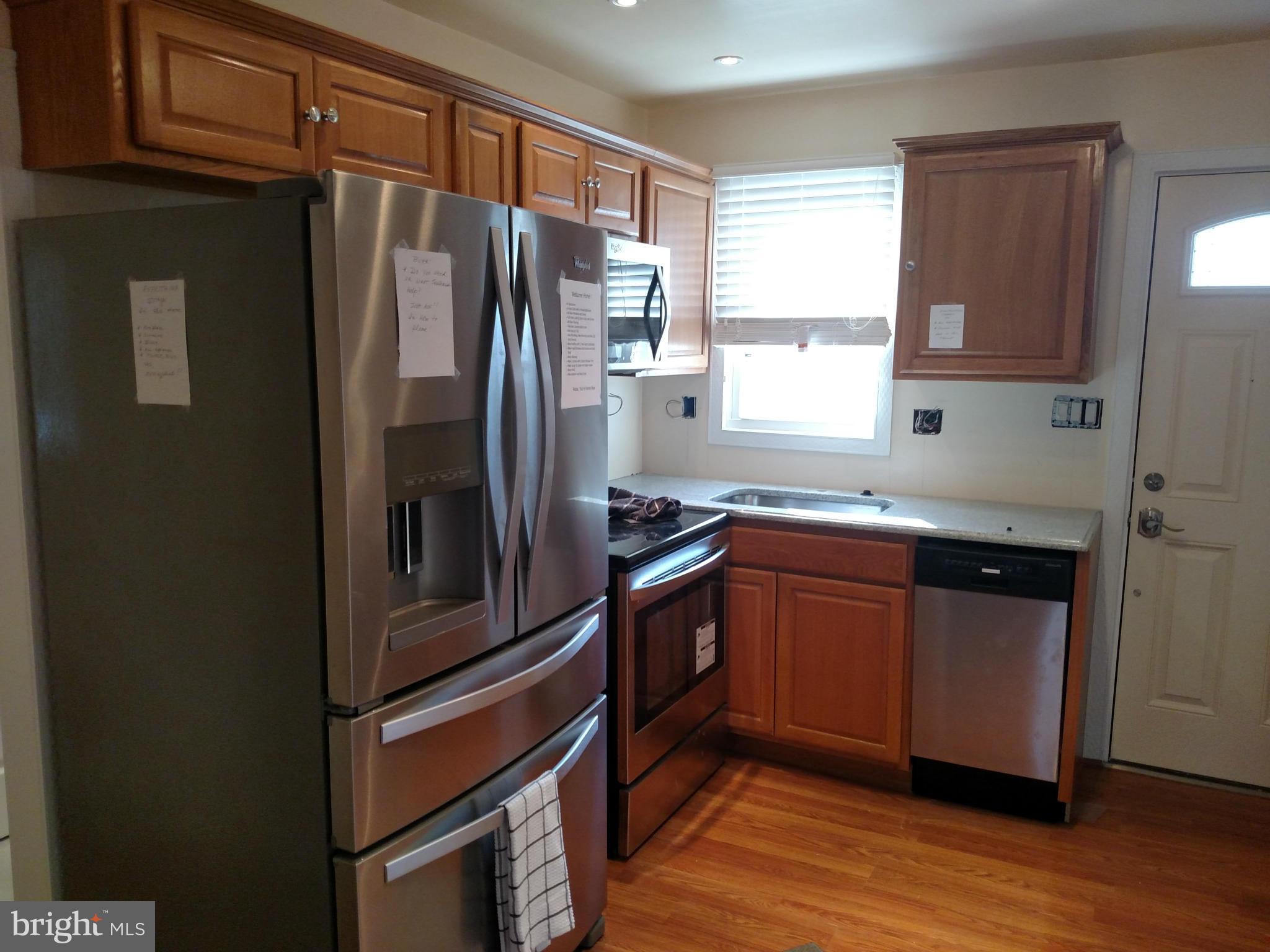 312 Sassafras Road Baltimore, MD 21221 - Photo 3 of 17 Kitchen