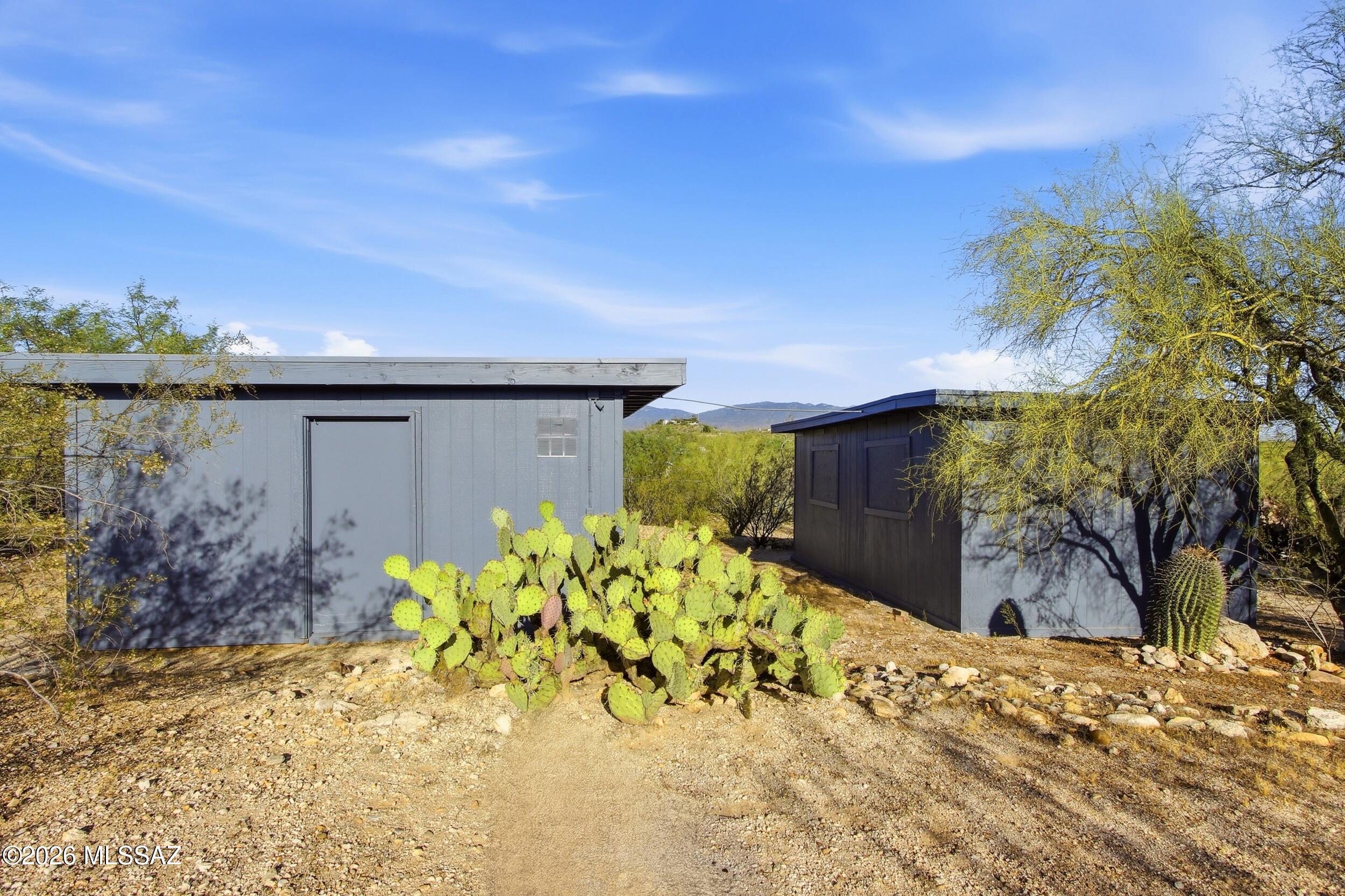 9141 East Indian Canyon Road Tucson, AZ 85749 - Photo 30 of 33 a view of a garden