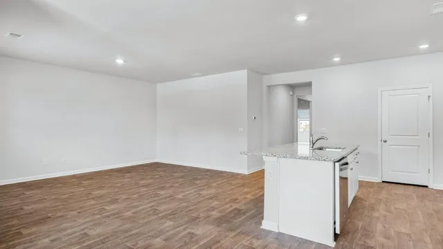 $399,900 | 343 Dickerson Lane, Summerville, SC 29485