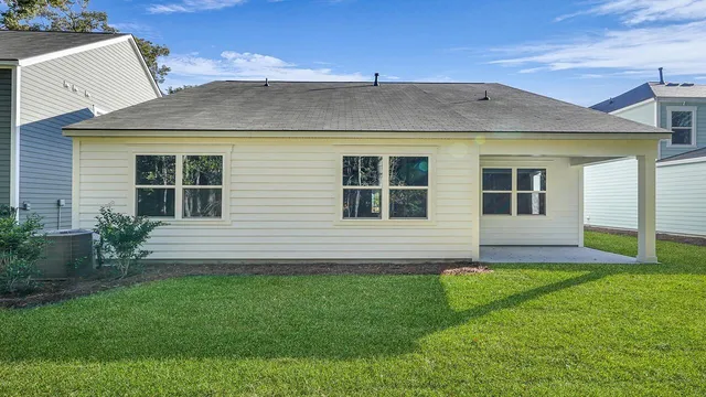 $399,900 | 343 Dickerson Lane, Summerville, SC 29485