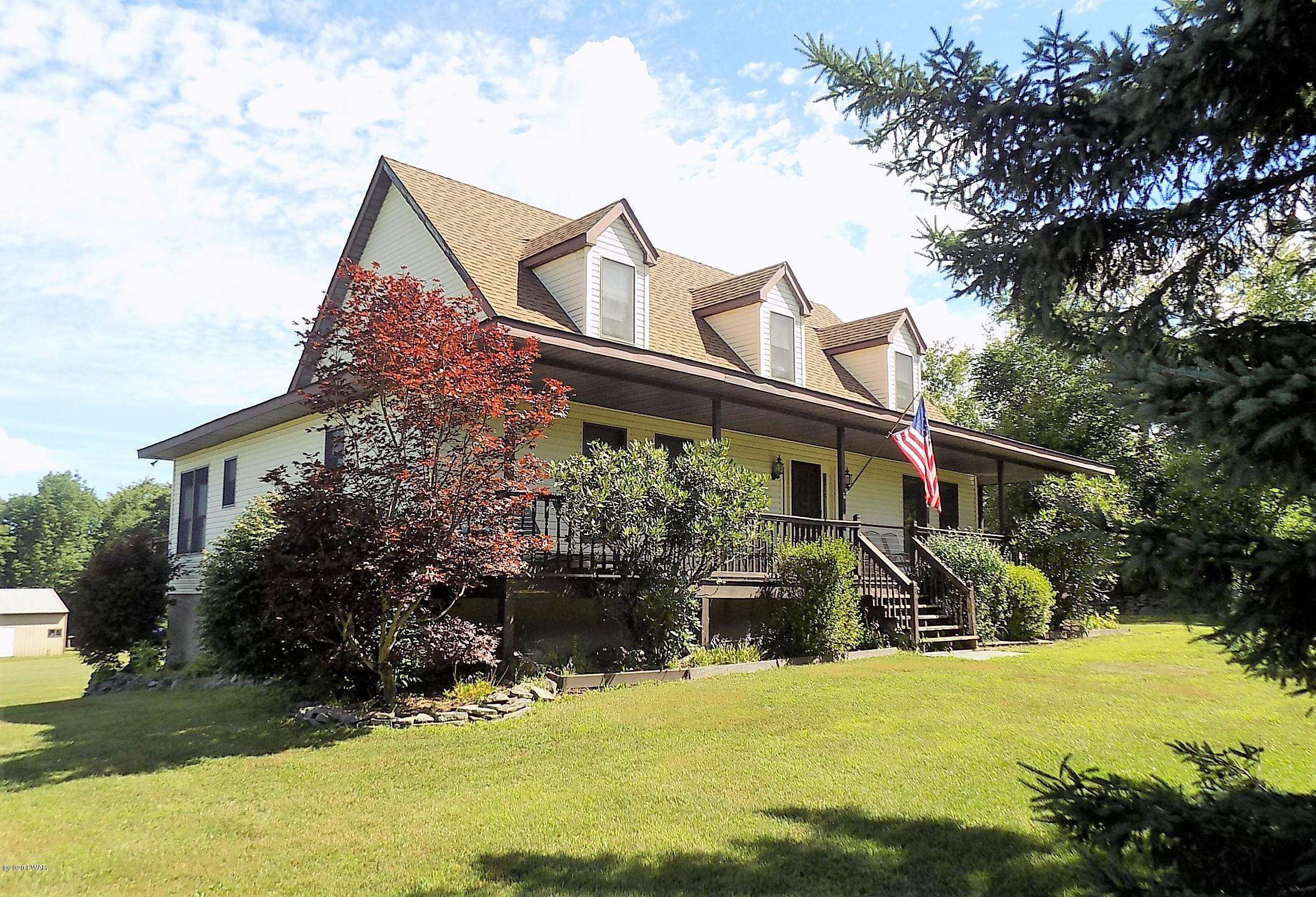 171 Valleyview Road Greentown, PA 18426 - Photo 1 of 111 DSCN5143