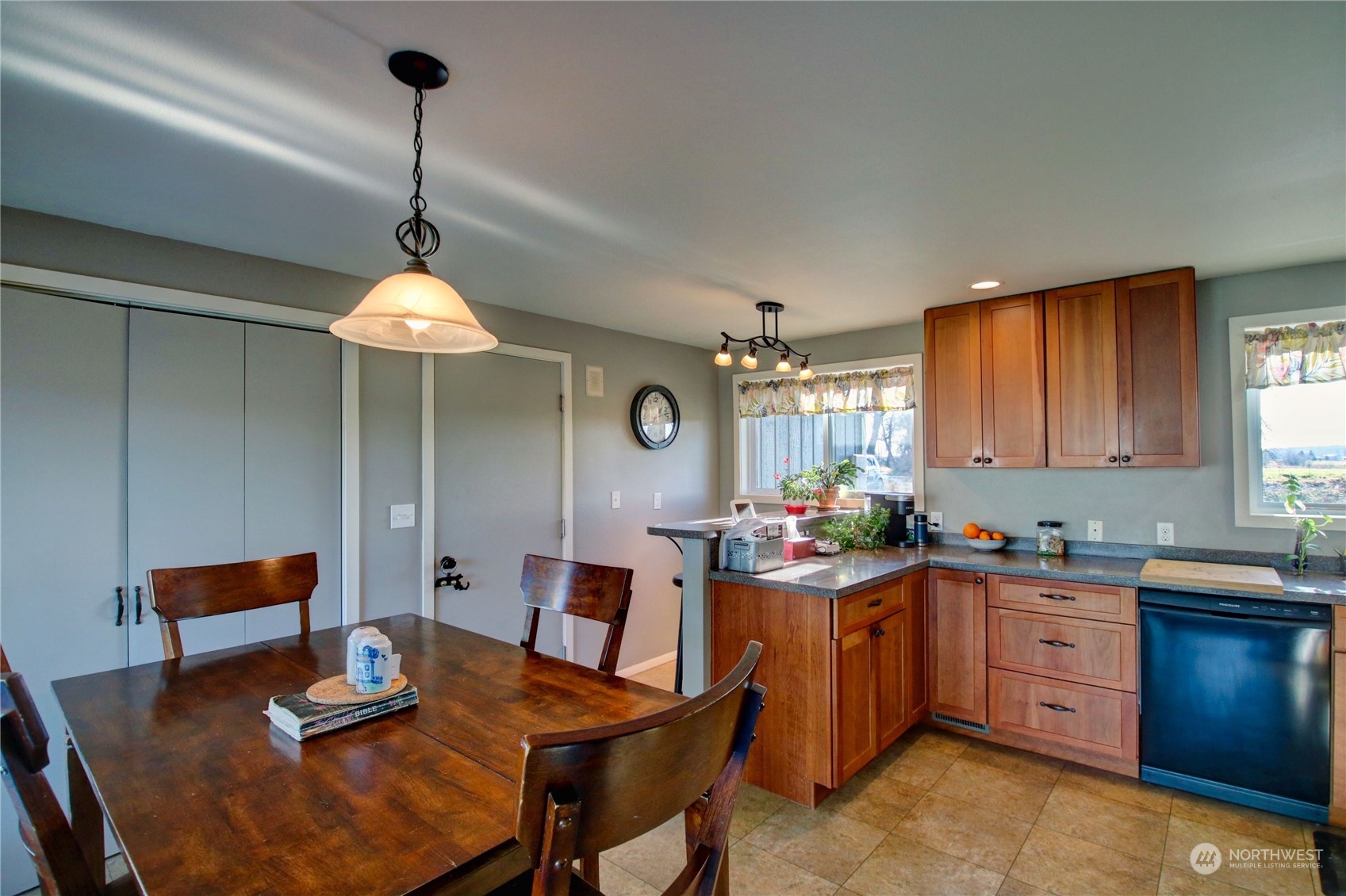 16867 Britt Road Mount Vernon, WA 98273 - Photo 25 of 39 Gallery Image 25