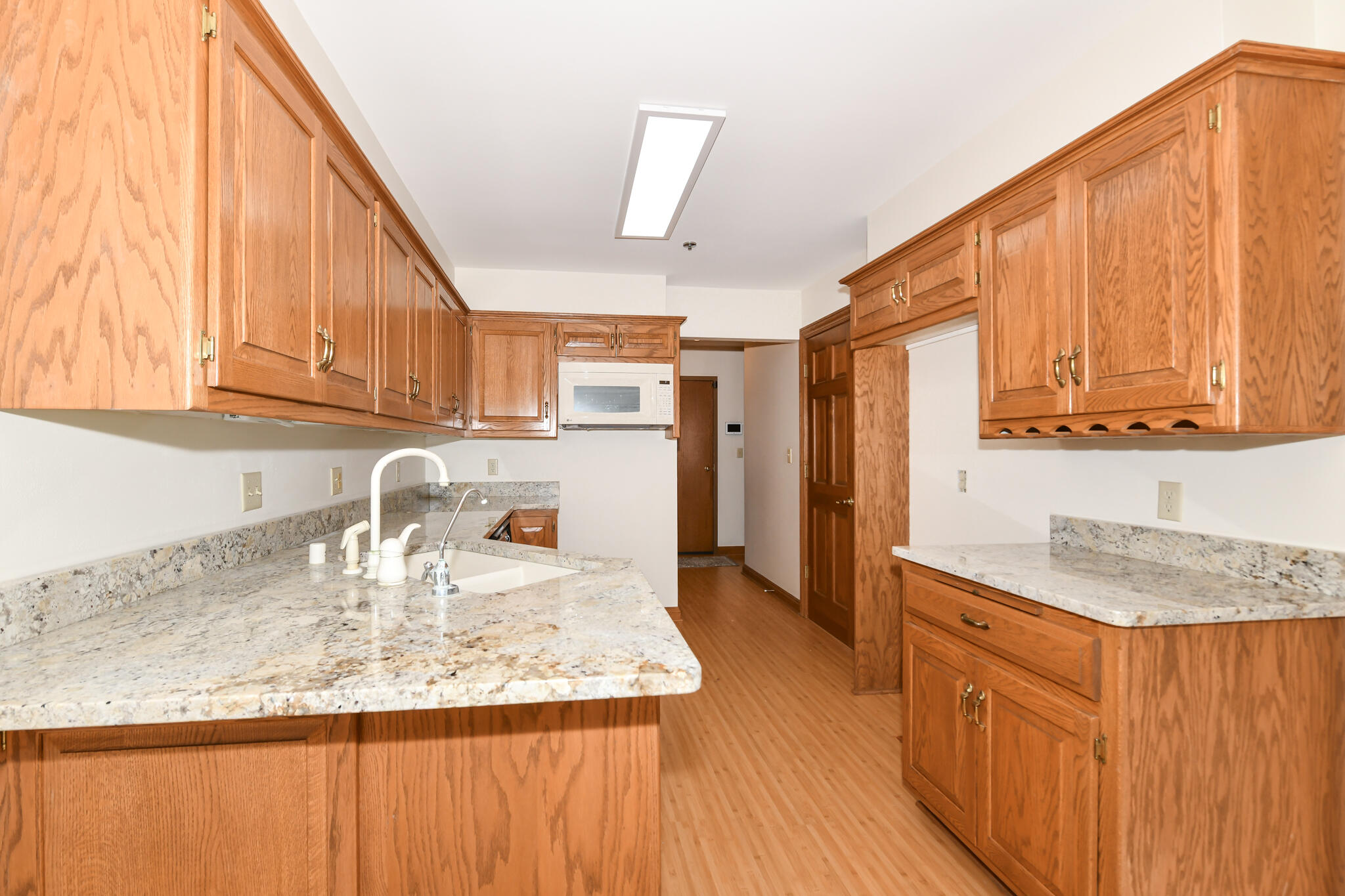 655 Mac Henry Circle, Unit B Brookfield, WI 53045 - Photo 17 of 36 Kitchen 2