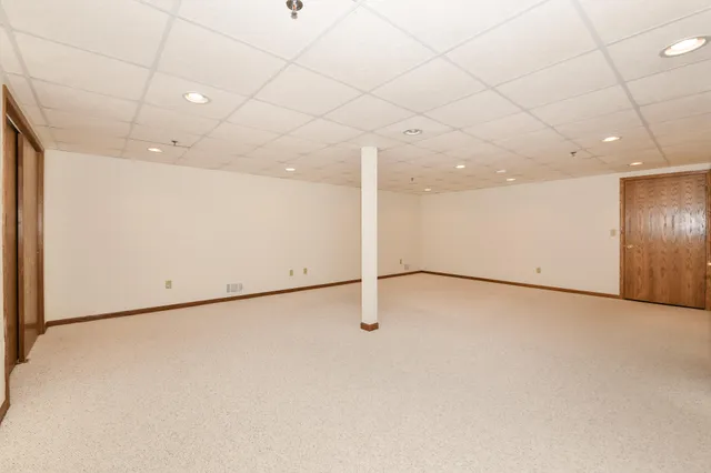 $350,000 | 655 Mac Henry Circle, Unit B, Brookfield, WI 53045