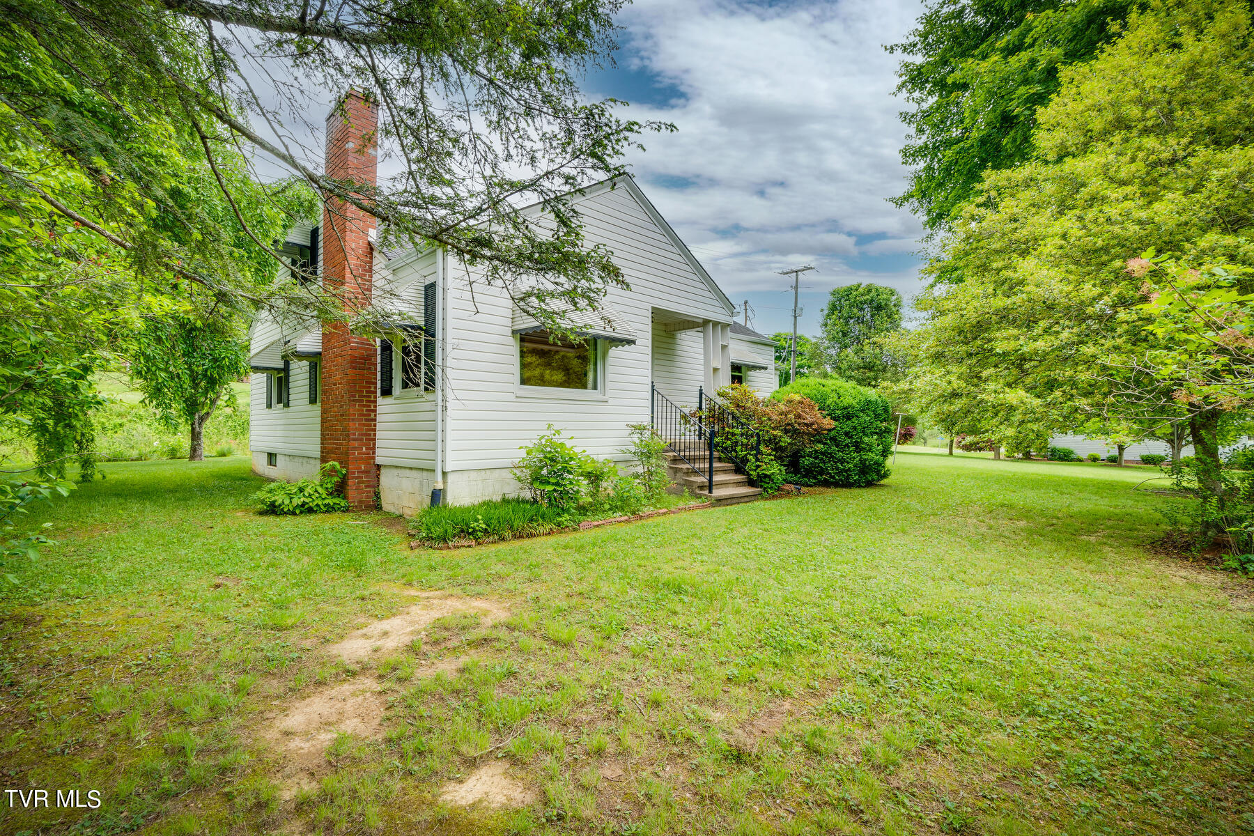 1344 Hilton Road Gate City, VA 24251 - Photo 25 of 31 024