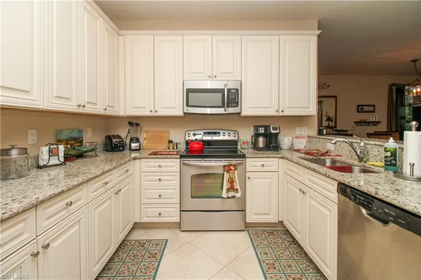 $4,995 | 9054 Capistrano Street North, Unit 4003, Naples, FL 34113