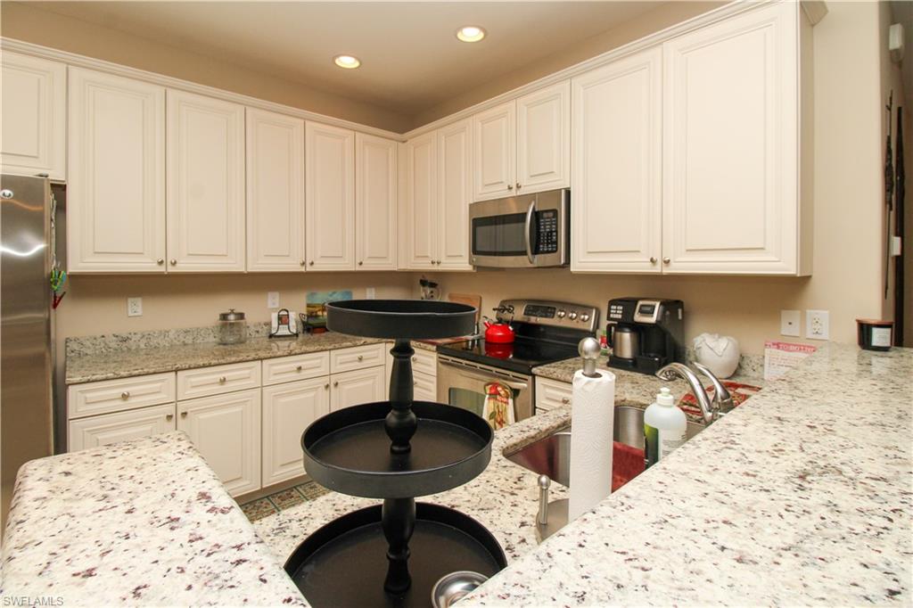 9054 Capistrano Street North, Unit 4003 Naples, FL 34113 - Photo 16 of 49