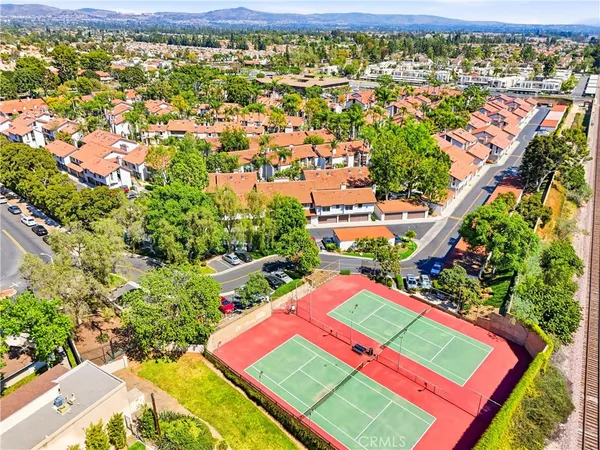 $585,000 | 205 Oahu Way, Placentia, CA 92870