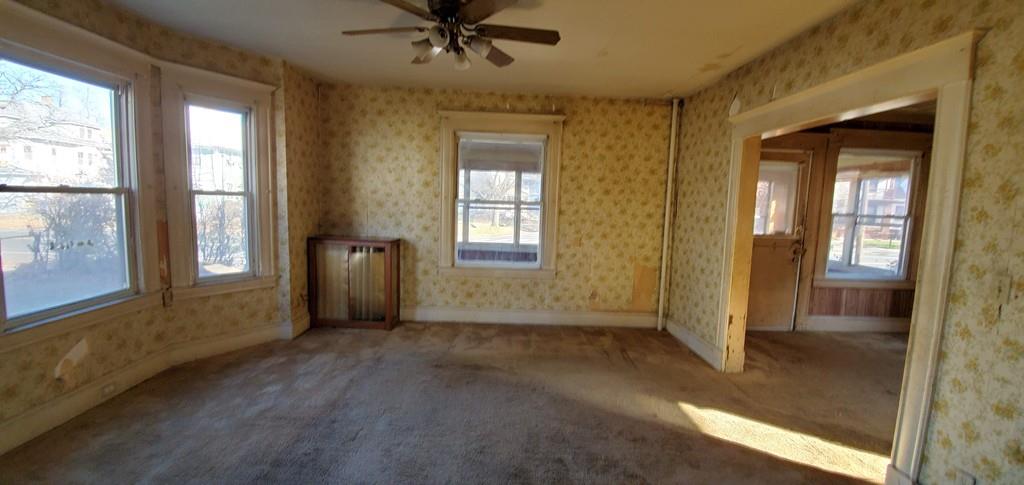 312 Dickinson Street Springfield, MA 01108 - Photo 5 of 17 Gallery Image 5