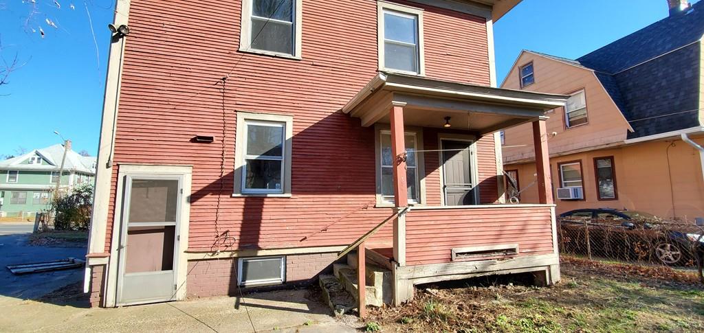 312 Dickinson Street Springfield, MA 01108 - Photo 8 of 17 Gallery Image 8