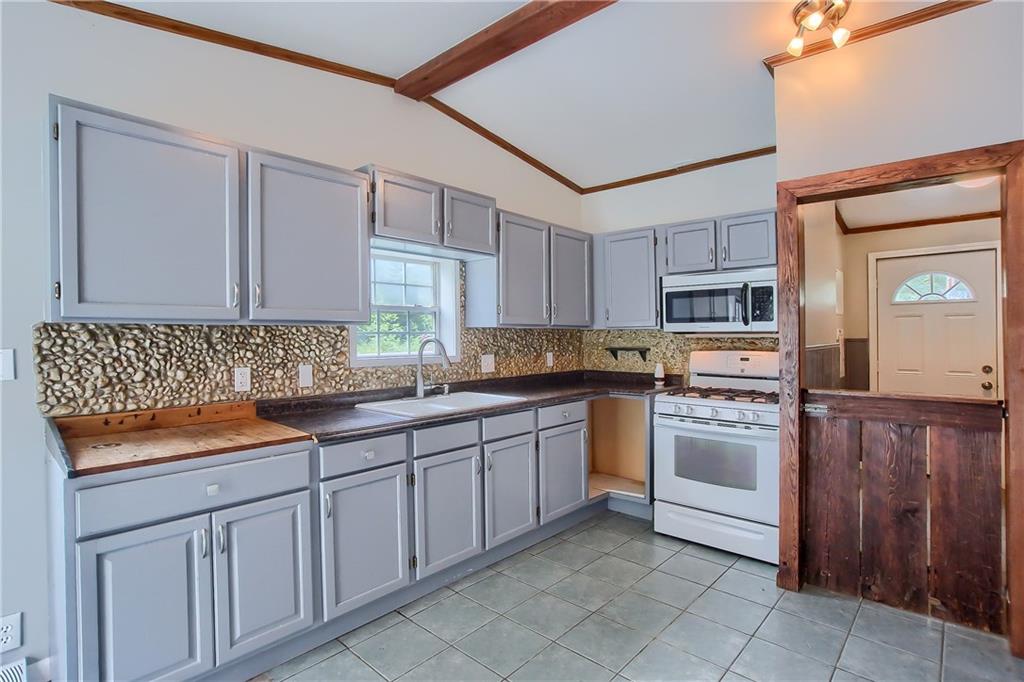 216 Evergreen Mill Road Harmony, PA 16037 - Photo 8 of 24 Kitchen