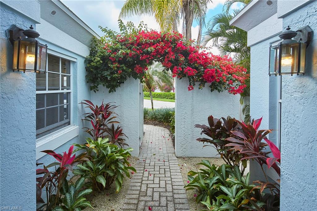 805 Rue Deville, Unit 2 9 Naples, FL 34108 - Photo 5 of 11 Gallery Image 5