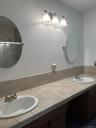 $4,200 | 8821 Siwanoy Court, Santee, CA 92071