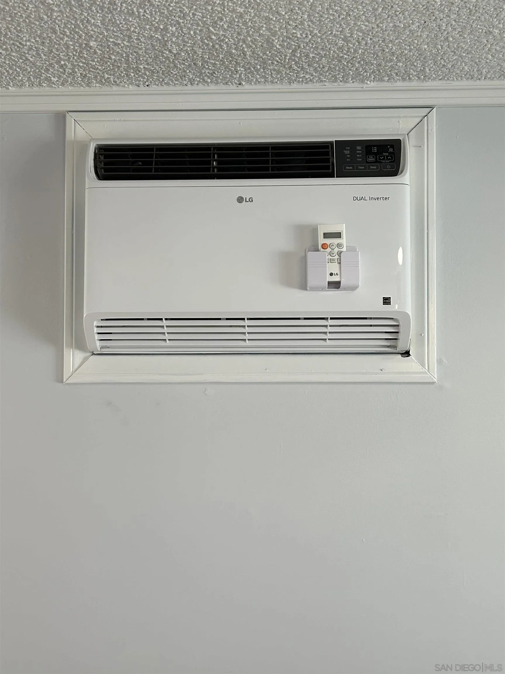 8821 Siwanoy Court Santee, CA 92071 - Photo 26 of 36