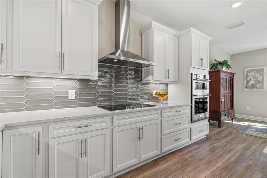 5925 Bluestar Court Lakewood Ranch, FL 34211 - Photo 17 of 52