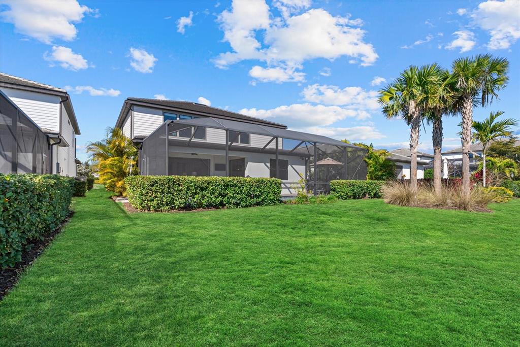 5925 Bluestar Court Lakewood Ranch, FL 34211 - Photo 38 of 52