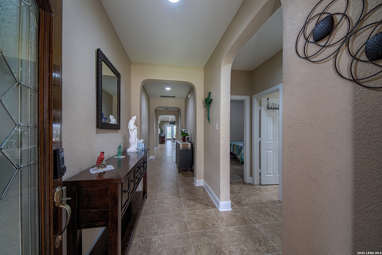 213 Landmark Way Cibolo, TX 78108 - Photo 4 of 29