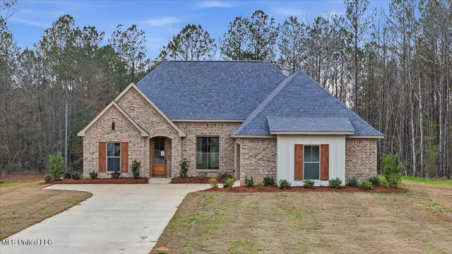 $398,500 | 143 Ashwood Lane, Mendenhall, MS 39114