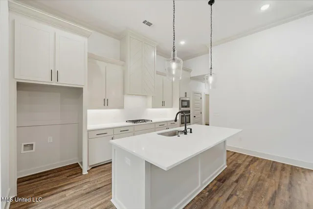 $398,500 | 143 Ashwood Lane, Mendenhall, MS 39114