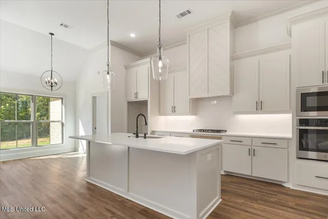 $398,500 | 143 Ashwood Lane, Mendenhall, MS 39114