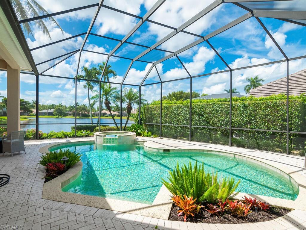 938 Spanish Moss Trail Naples, FL 34108 - Photo 37 of 43