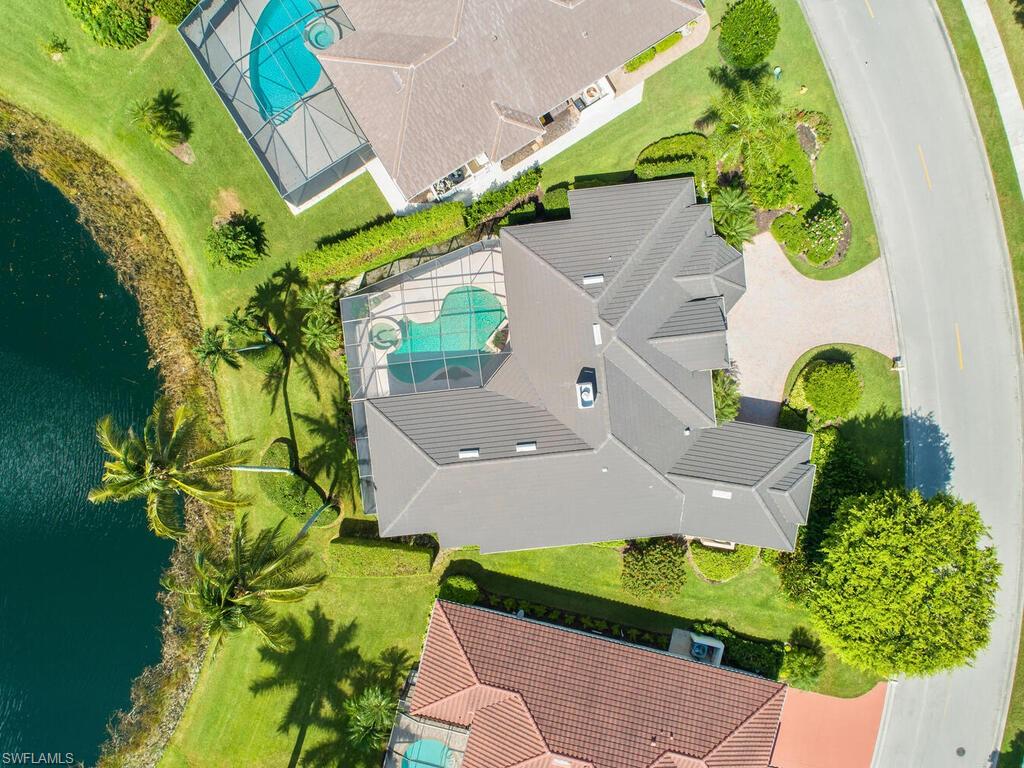 938 Spanish Moss Trail Naples, FL 34108 - Photo 4 of 43