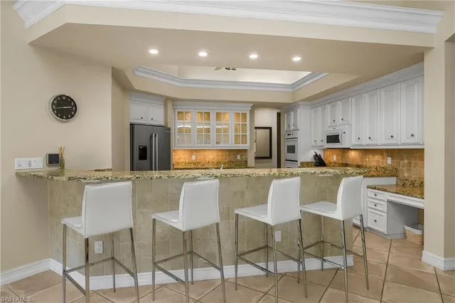 $25,000 | 938 Spanish Moss Trail, Naples, FL 34108