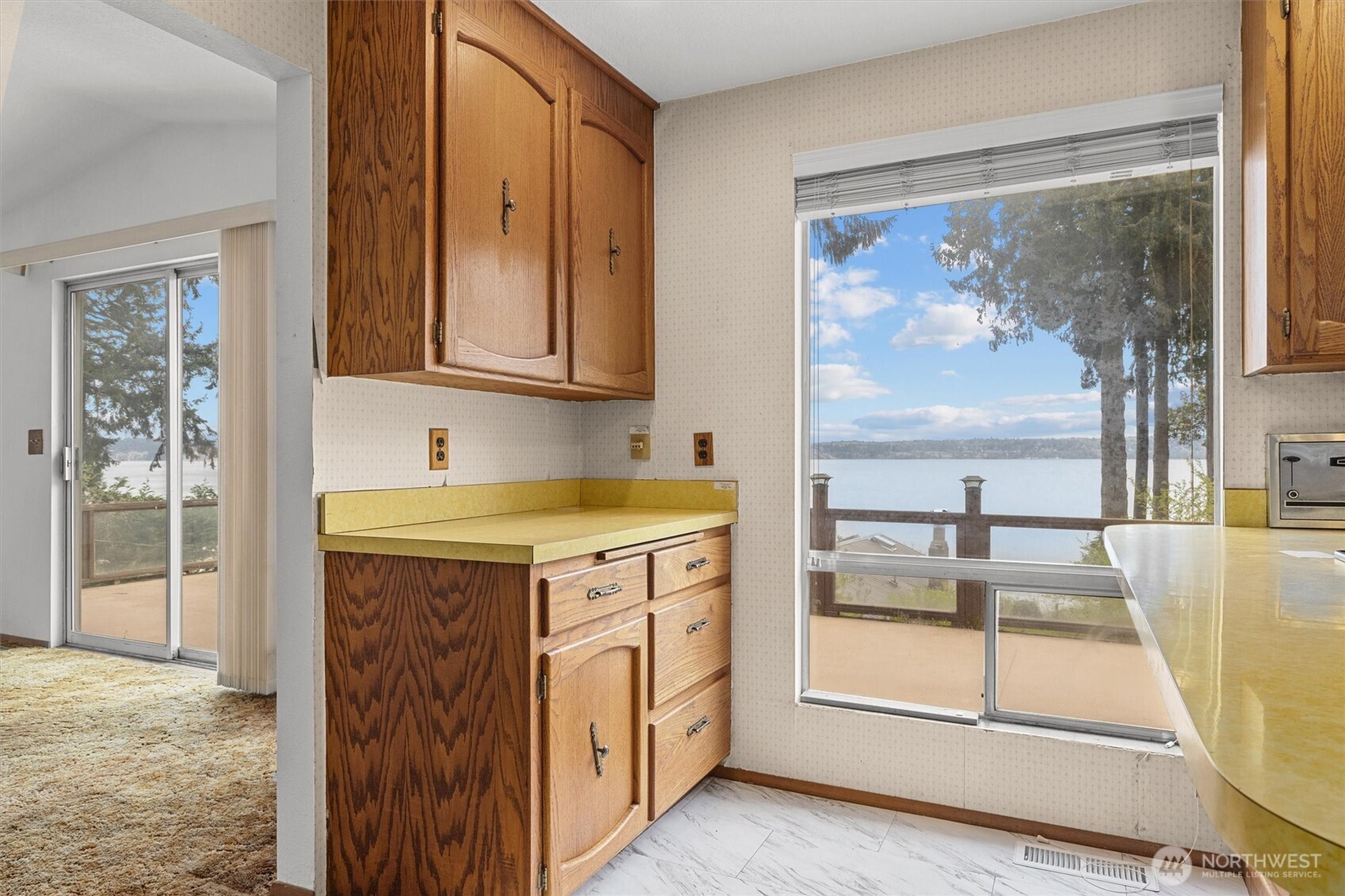 3817 Bells Beach Road Langley, WA 98260 - Photo 13 of 40