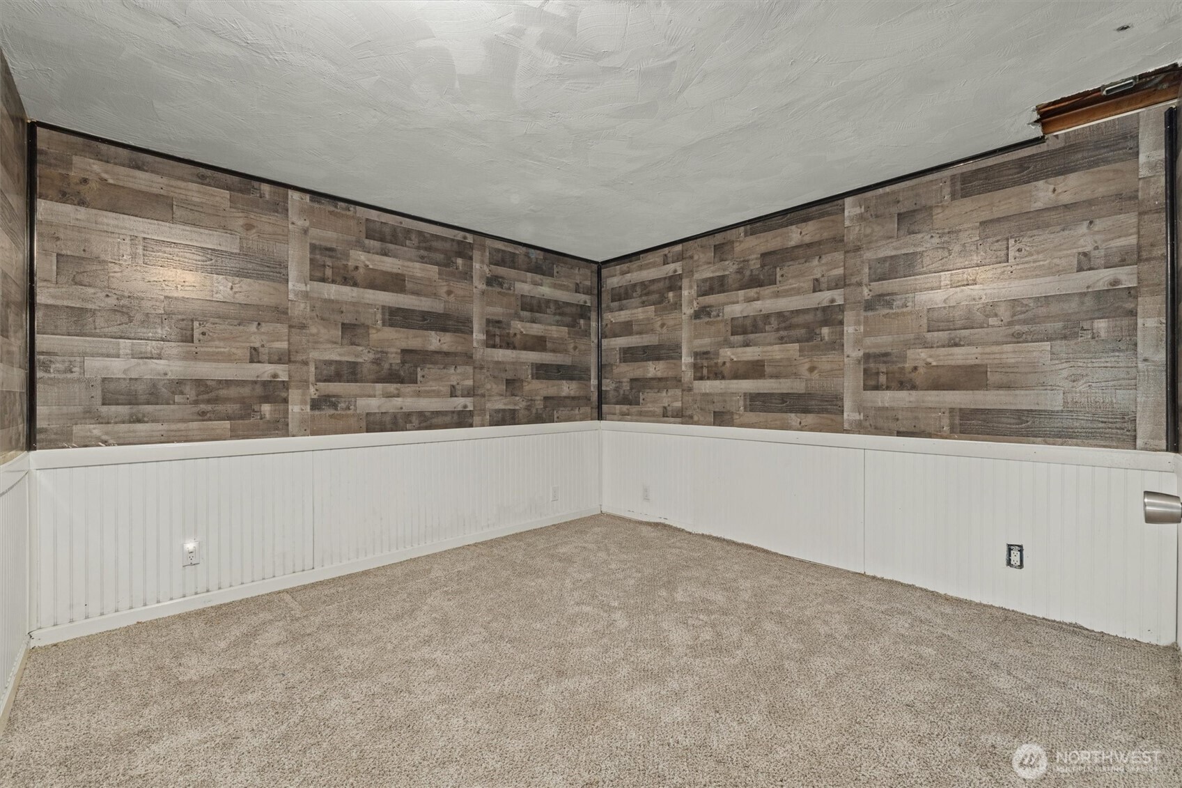 3817 Bells Beach Road Langley, WA 98260 - Photo 24 of 40