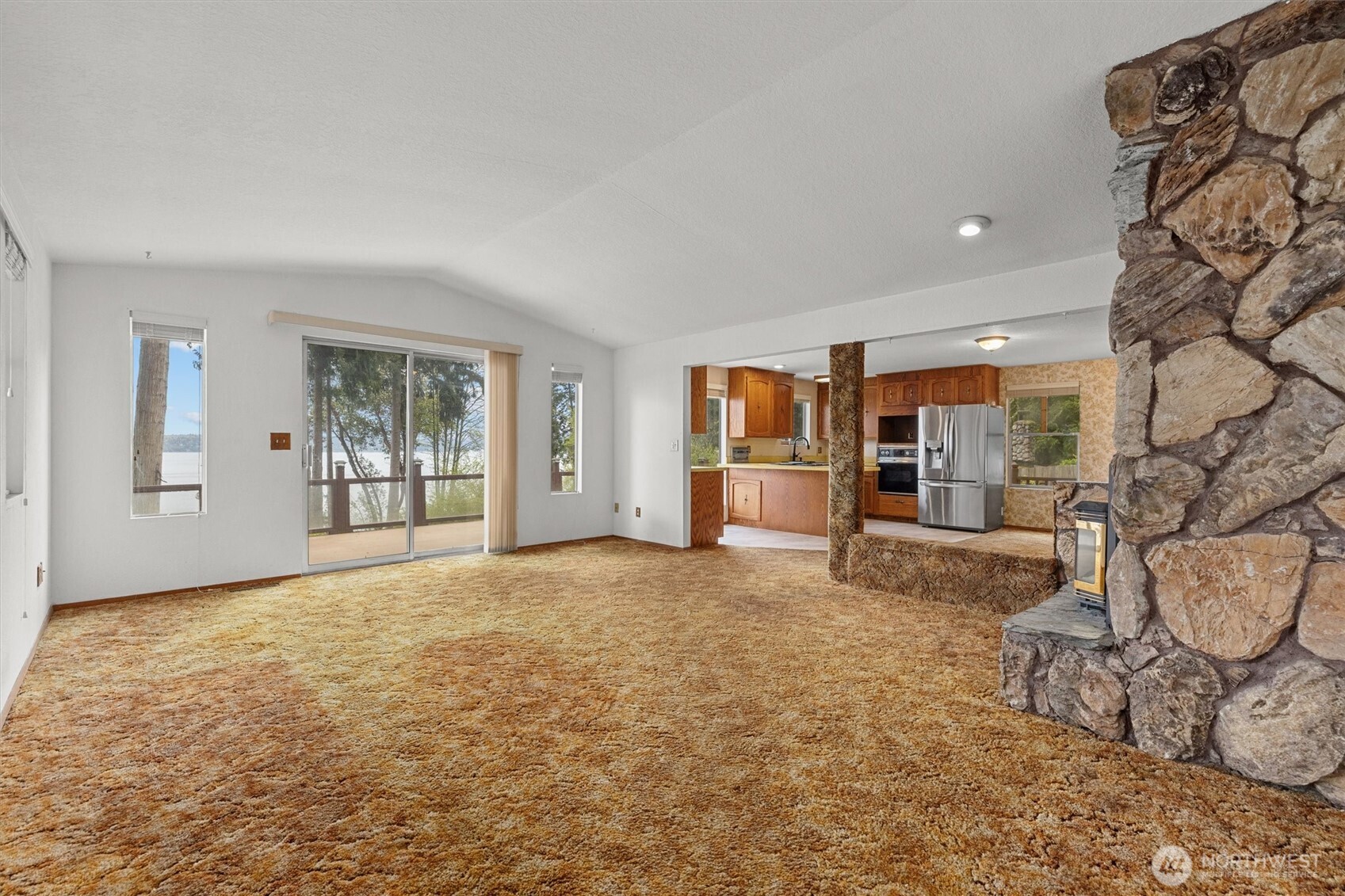 3817 Bells Beach Road Langley, WA 98260 - Photo 8 of 40