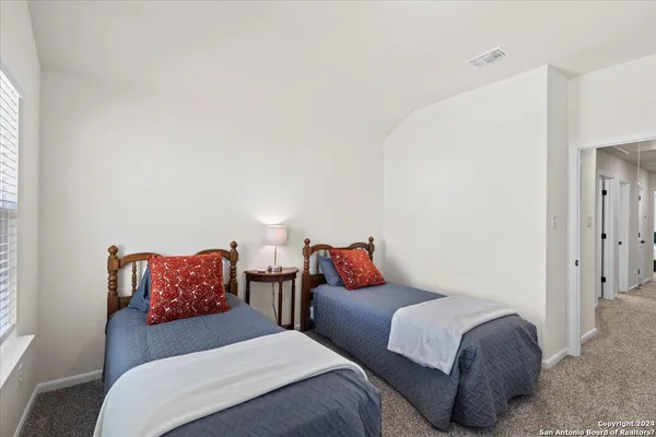 $1,725 | 13710 Enzo Gate, Unit 102, San Antonio, TX 78253