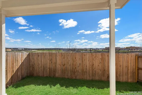 $1,725 | 13710 Enzo Gate, Unit 102, San Antonio, TX 78253