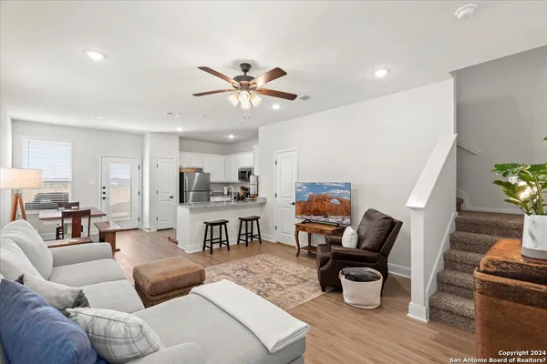 $1,725 | 13710 Enzo Gate, Unit 102, San Antonio, TX 78253