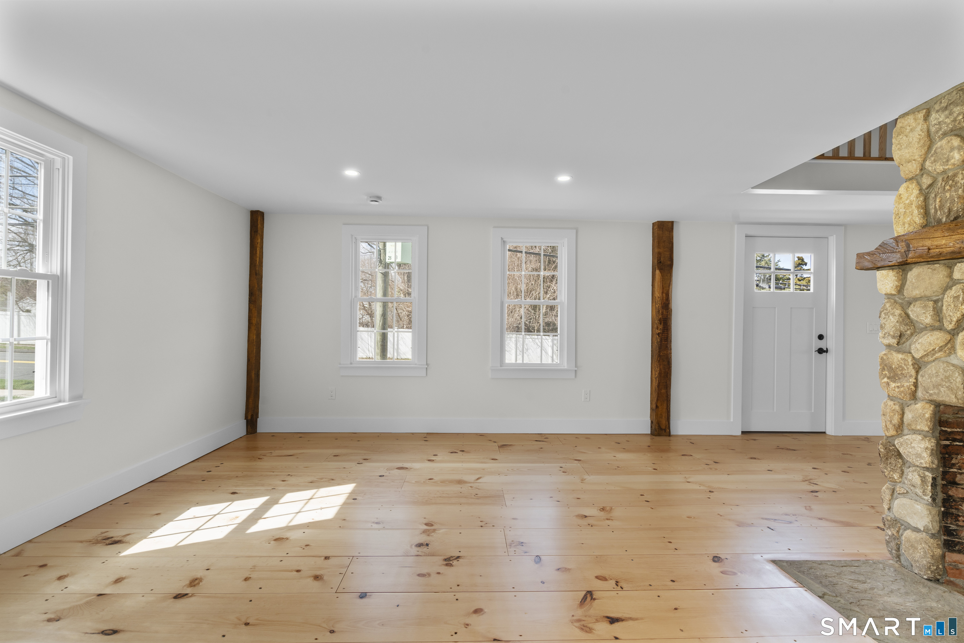 279 Keeney Street Manchester, CT 06040 - Photo 12 of 32
