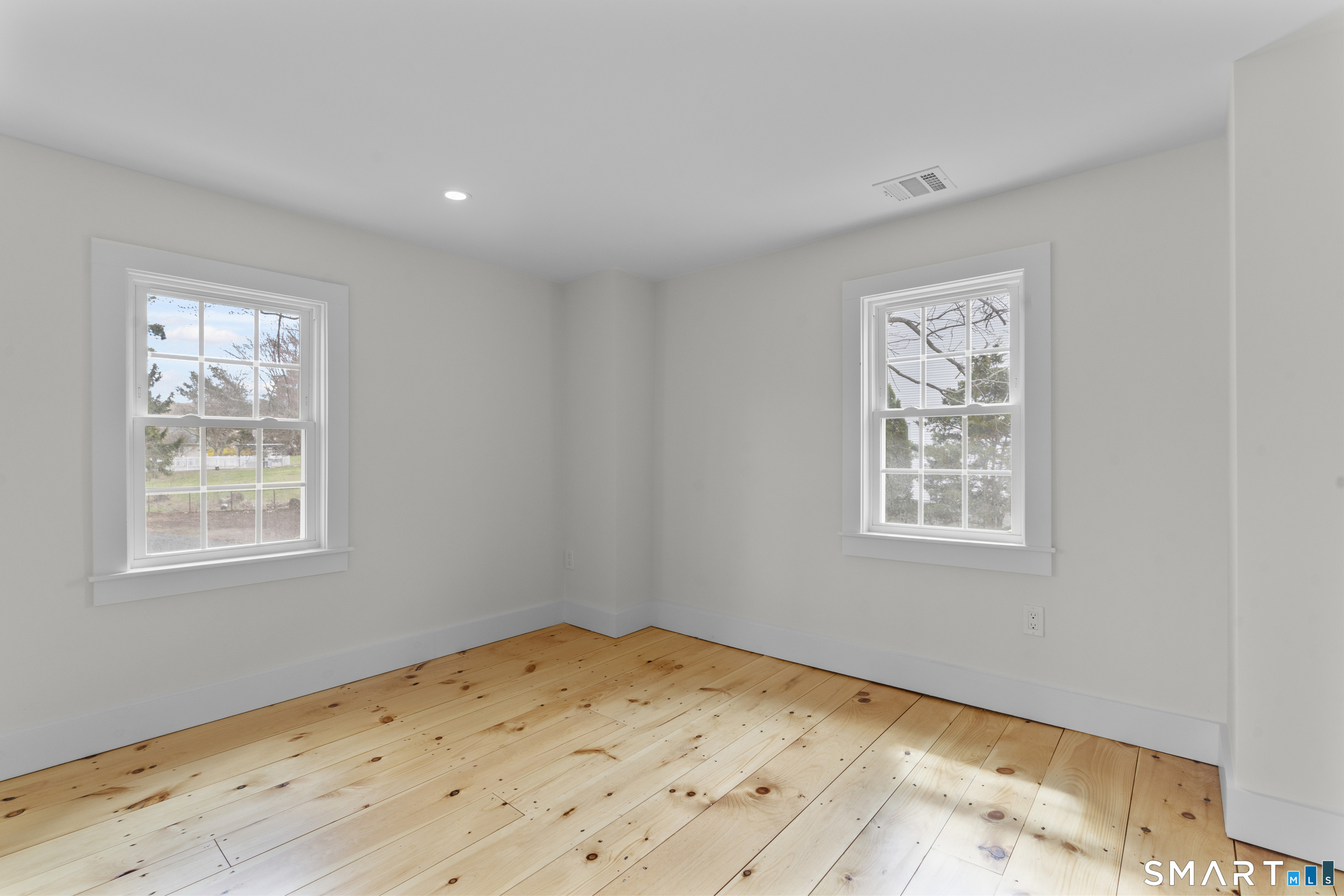 279 Keeney Street Manchester, CT 06040 - Photo 21 of 32