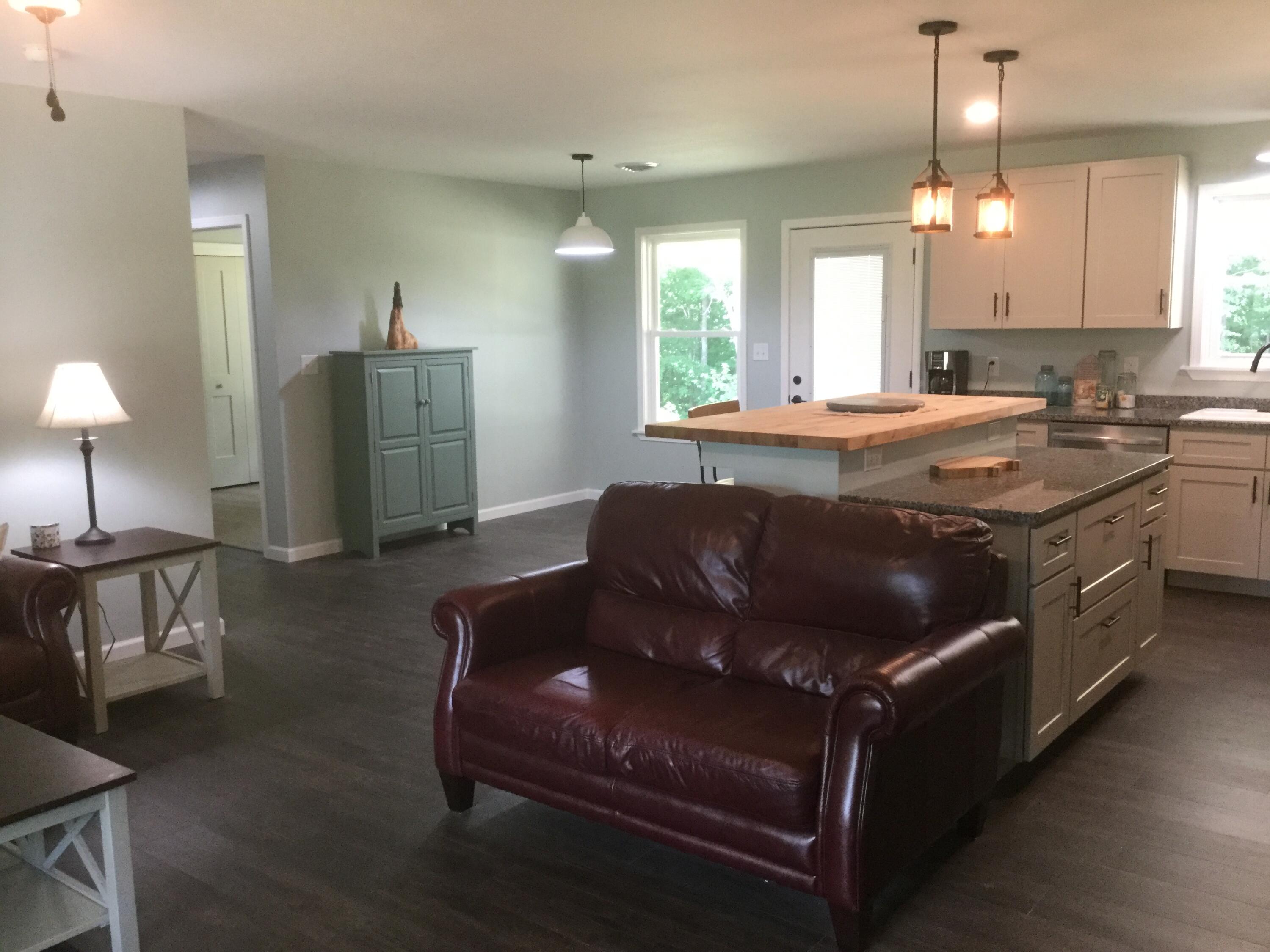 611 Sanders Road Greeneville, TN 37743 - Photo 3 of 20 1E9634BD-6D81-4FEA-9E6A-2BA3FF72C716