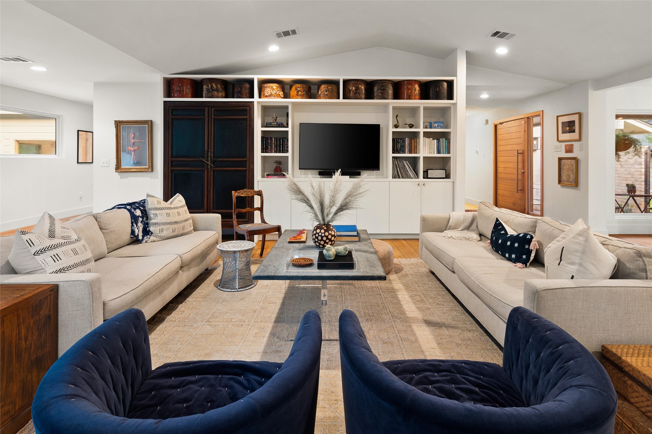 7203 Running Rope Circle Austin, TX 78731 - Photo 1 of 1 Gallery Image 1