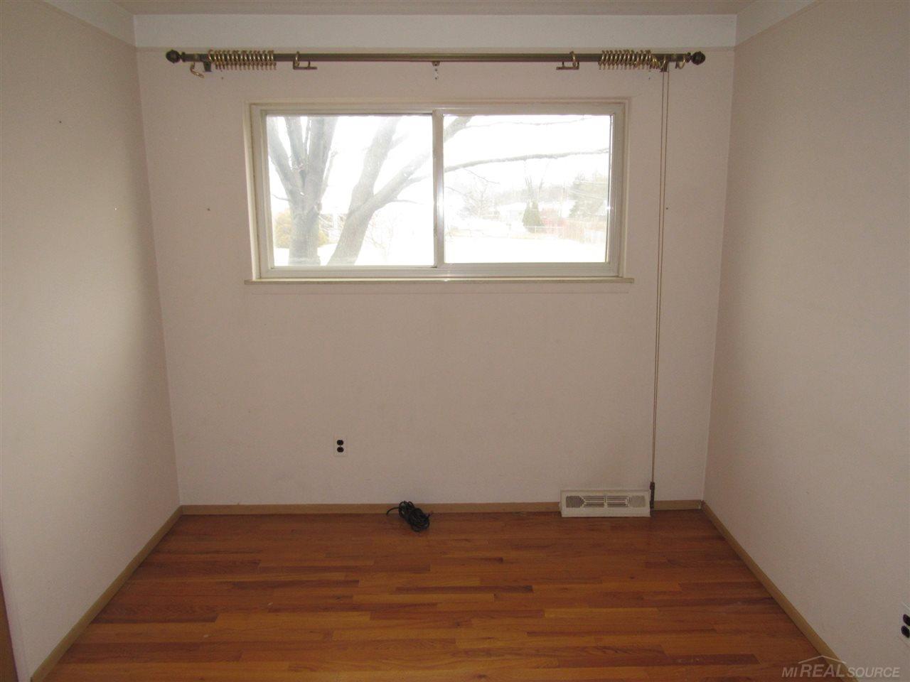 4389 East 12 Mile Road Warren, MI 48092 - Photo 27 of 35