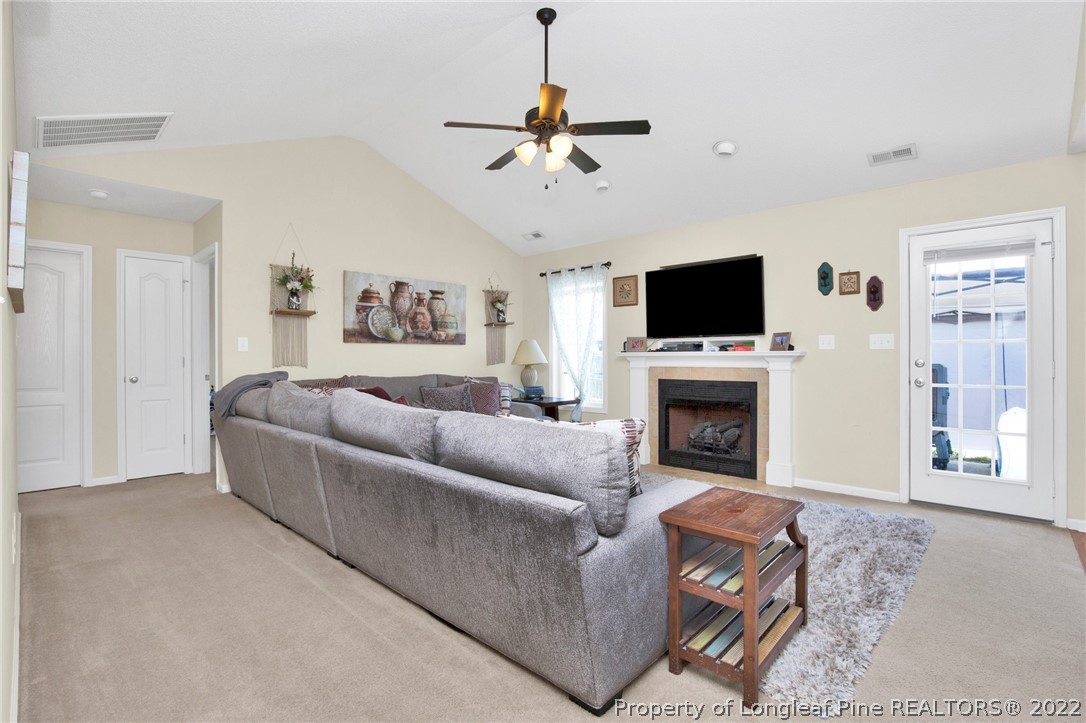 4413 Battle Forest Road Hope Mills, NC 28348 - Photo 8 of 33 Gallery Image 8