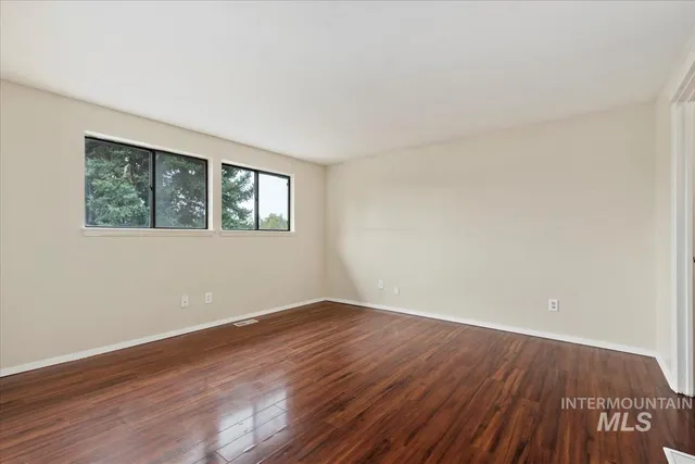 $344,900 | 1325 Amber Drive, Mountain Home, ID 83647