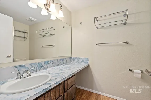 $344,900 | 1325 Amber Drive, Mountain Home, ID 83647