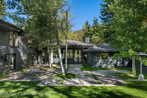 a view of a lake with houses