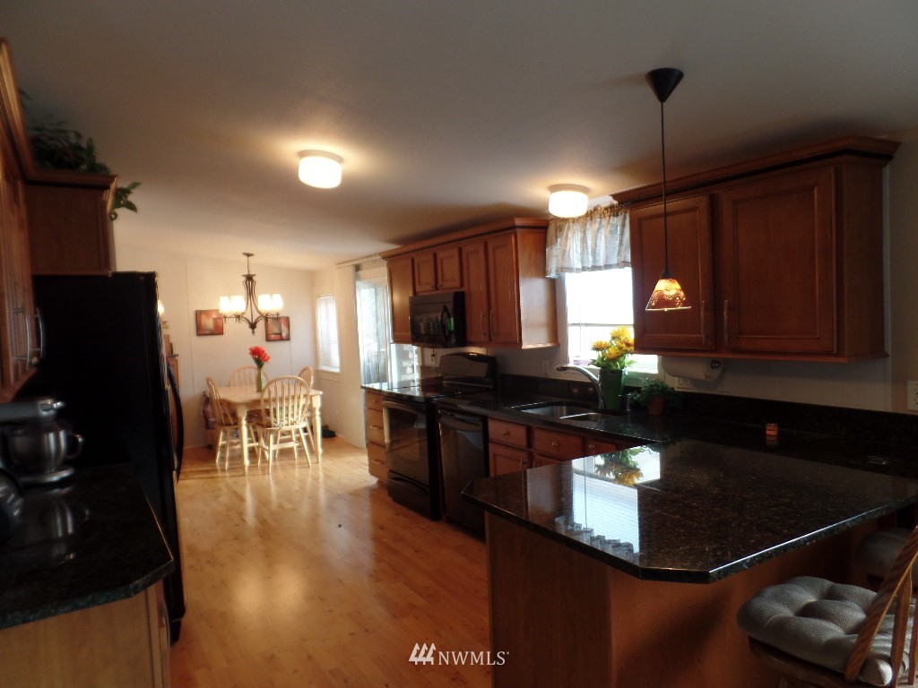 4321 Vining Road Bellingham, WA 98226 - Photo 8 of 24 Gallery Image 8