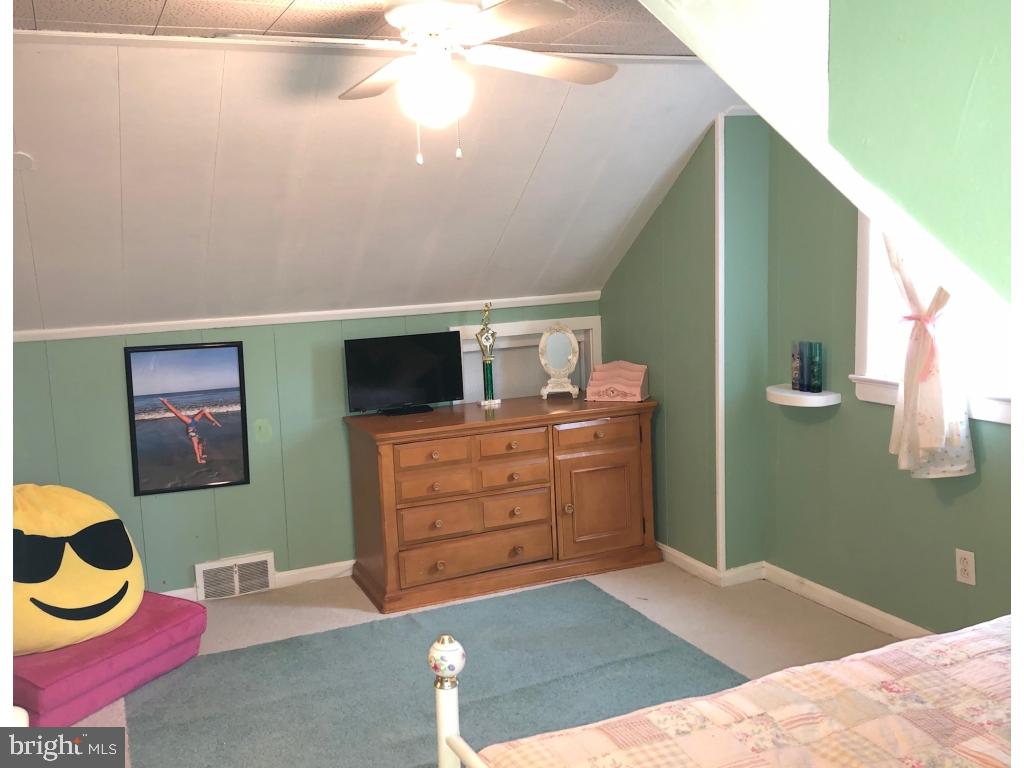 307 Madison Road Willow Grove, PA 19090 - Photo 12 of 18 Gallery Image 12