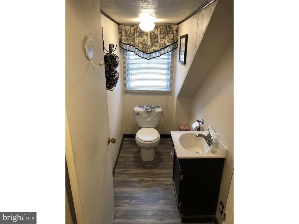 307 Madison Road Willow Grove, PA 19090 - Photo 13 of 18 Gallery Image 13